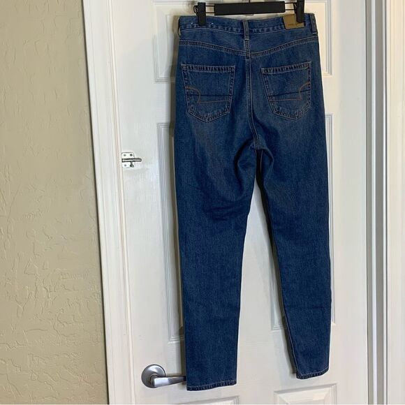 American Eagle Mom Jeans Size 4 - Picture 4 of 10